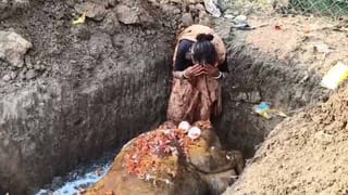 Telangana: పదేళ్లుగా ఆ కుటుంబానికి ఆసరాగా ఉన్న గోమాత మృతి.. తల్లిడిల్లిన కుటుంబం చేసిందంటే?