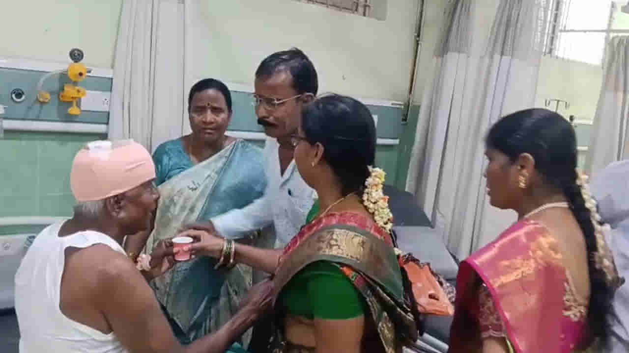 దొంగలు రూటు మార్చారు జాగ్రత్త.. బైక్పై వచ్చి ఏం చేశారో తెలుసా..?