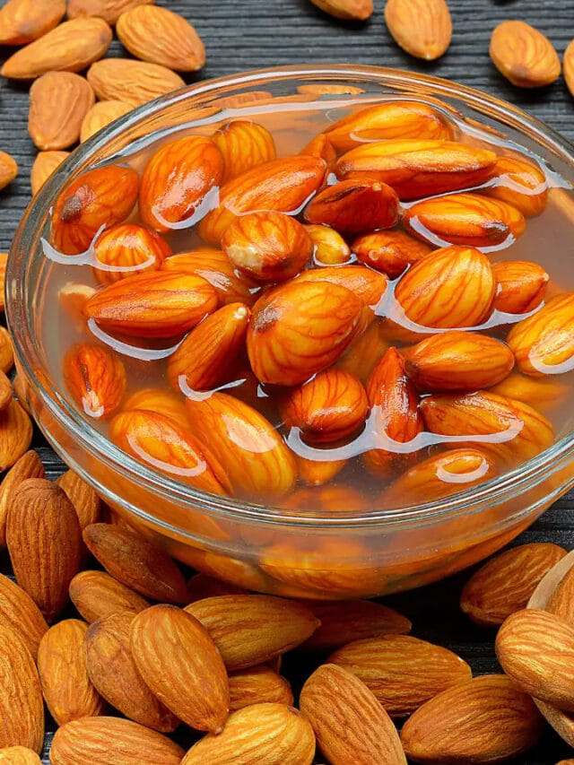 నానబెట్టిన బాదం తినడం వలన కలిగే ఆరోగ్య ప్రయోజనాలు ఇవే!