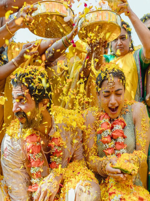 హల్దీ వేడుకల్లో ఆనందంగా.. విరోష్ జంట ఫొటోలు వైరల్