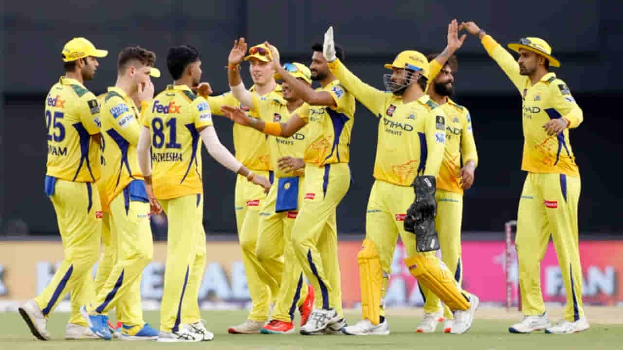 CSK New Squad 2026 : సిఎస్కే పసుపు జెర్సీలో ఐదుగురు కొత్త స్టార్లు.. ఐపీఎల్ 2026 కోసం ధోనీ సేన భారీ స్కెచ్