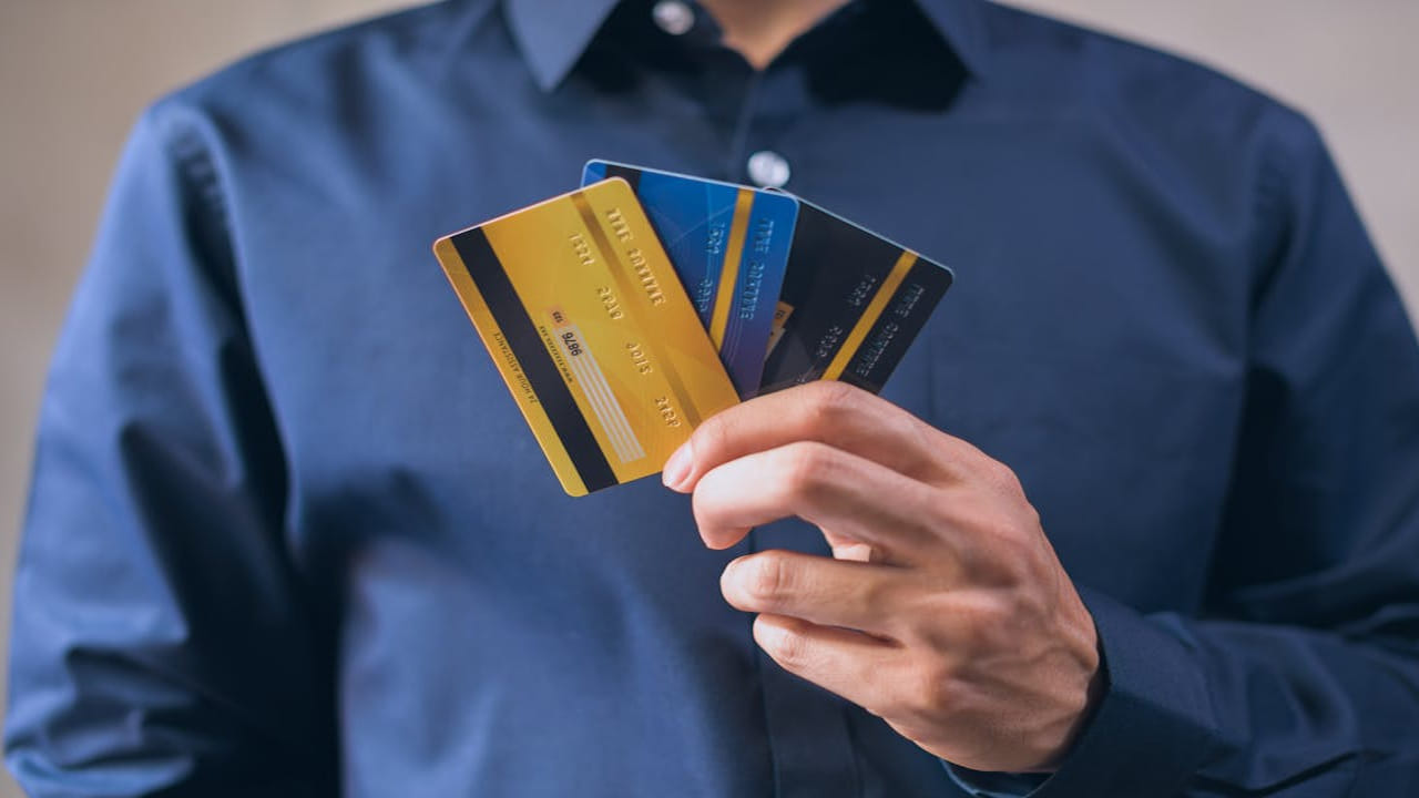 ATM Card: ఈ ఒక్క కార్డు ఉంటే అకౌంట్లోకి రూ.20 లక్షలు..  ప్రతీఒక్కరూ పొందొచ్చు.. అంతా ఉచితమే..