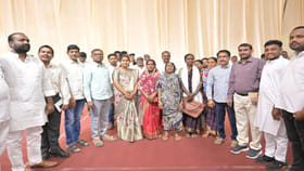 భట్టి తనయుడి వివాహం.. ప్రత్యేక ఆకర్షణగా బంధువుల పాదయాత్ర