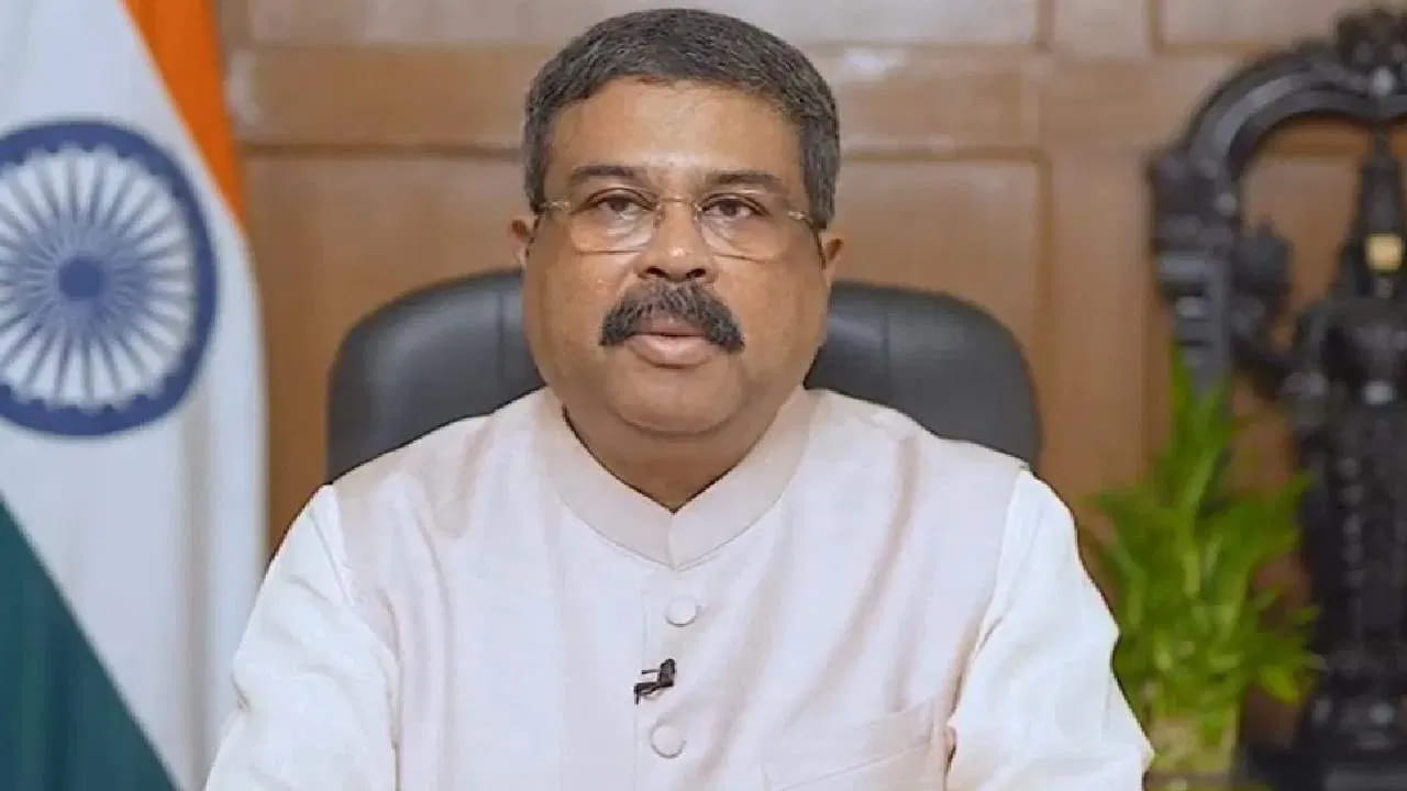 మమతా సర్కార్‌పై బీజేపీ ఛార్జిషీట్.. అరాచకం రాజ్యమేలుతుందన్న ధర్మేంద్ర ప్రధాన్..