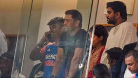 ఔను వాళ్లందరూ కలిసిపోయారు..గంభీర్ భార్యతో ధోనీ చిట్ చాట్