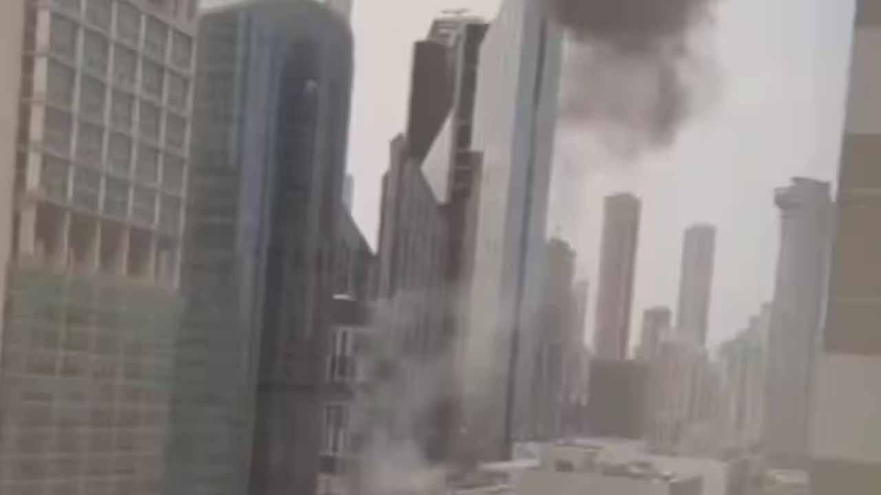 దుబాయ్, బాగ్దాద్ అమెరికా రాయబార కార్యాలయాలపై ఇరాన్ భారీ దాడి.. ఎగిసిపడుతున్న పొగలు!