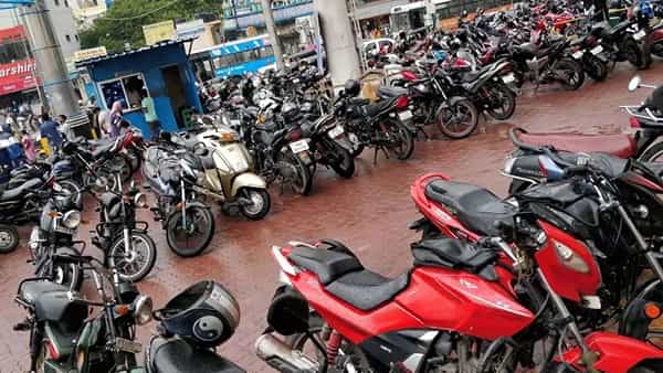 High Court : అబ్బా ఇది కదా గుడ్న్యూస్ అంటే.. ఇకపై అక్కడ పార్కింగ్ ఫీజు చెల్లించే పనిలేదు!