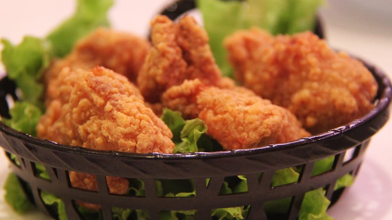 ప్రతి మార్కెట్లో కరెంటుతోనే ఆహారాలన్ని తయారు చేస్తూన్నారు. చేశాక వాటిని మళ్ళీ స్టోర్ చెయ్యడానికి పవర్ కచ్చితంగా కావాలి. లేకపోతే ఫుడ్ మొత్తం వేస్ట్ అవుతుంది. 