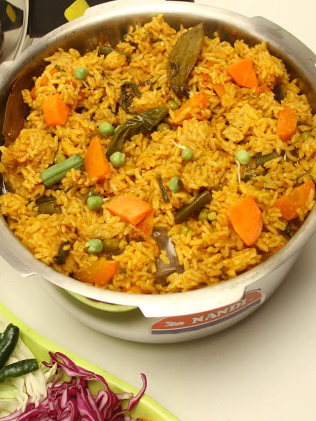 సమ్మర్లో కుక్కర్ ఫుడ్స్ మంచివేనా? నిపుణులు చెబుతున్నది ఇదే