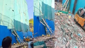 కుప్పకూలిన 4 అంతస్తుల భవనం.. నలుగురు మృతి!