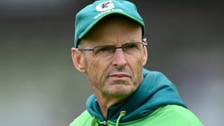 పాకిస్తాన్‌కు దిమ్మతిరిగే కౌంటరిచ్చిన మిస్టరీ స్పిన్నర్.. దెబ్బ అదుర్స్ కదూ..!