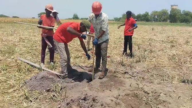 అబ్బ.. ఏపీలోని ఆ ప్రాంతాల్లో చమురు, గ్యాస్ నిక్షేపాలు..