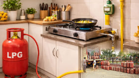 గృహ వినియోగదారులకు కేంద్రం గుడ్‌న్యూస్‌.. రూ.500 వరకు ఉచిత గ్యాస్