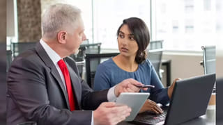 వార్‌ ఎఫెక్ట్‌.. భారత రూపాయి బలపడుతుందా? విలువ పడిపోతుందా?