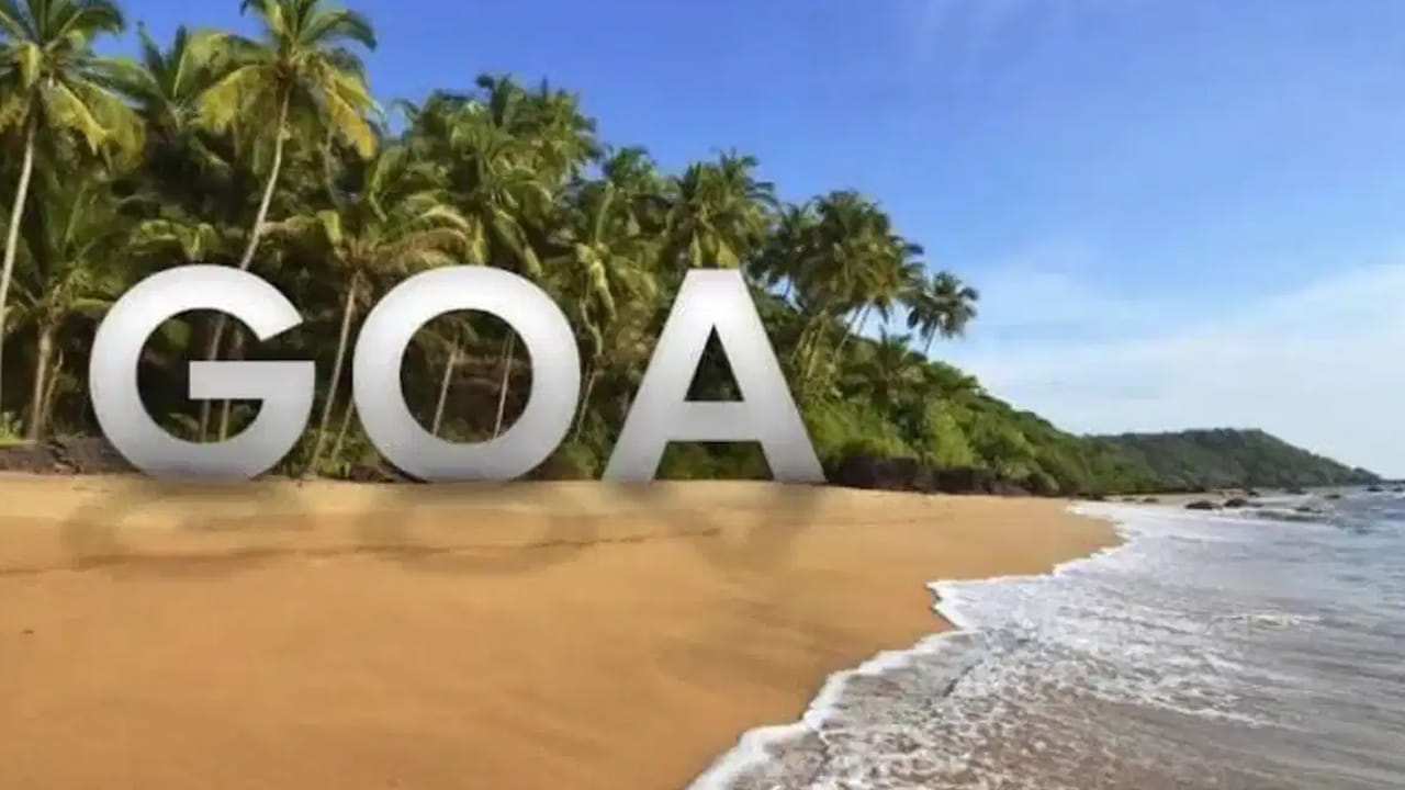 
రద్దీ లేని బీచ్‌లు.. 

ప్రసిద్ధ బాగా, అంజునా, కలంగుట్ బీచ్‌లు సీజన్‌లో కష్టంగా దొరుకుతాయి. కానీ, వేసవిలో, ఇవి సాధారణంగా ఖాళీగా ఉంటాయి. మీరు ప్రశాంతంగా కూర్చుని, అందమైన ఫోటోలు తీసుకోవచ్చు.
