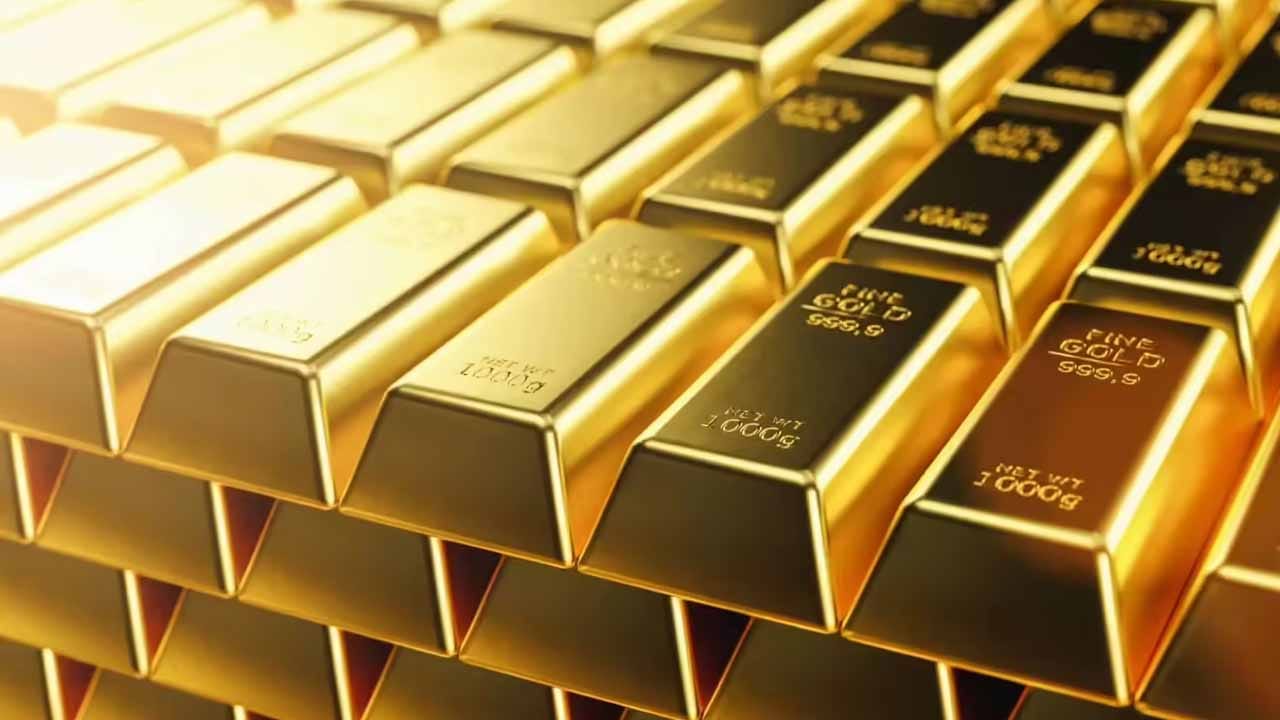 Gold: బంగారం కొనేవారికి బంపర్ ఆఫర్.. ఆలోచించిన ఆశ భంగం.. ఎంత తగ్గిదంటే..!