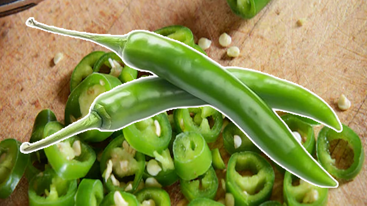 రెండంటే రెండు చాలు.. కారంగా ఉన్నా సూపర్.. పచ్చి మిరపకాయల పచ్చి నిజం ఇదే..