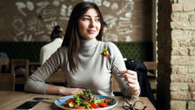 రెండే రెండు.. అన్నం తిన్న తర్వాత ఇవి తింటే ఏం జరుగుతుందో..