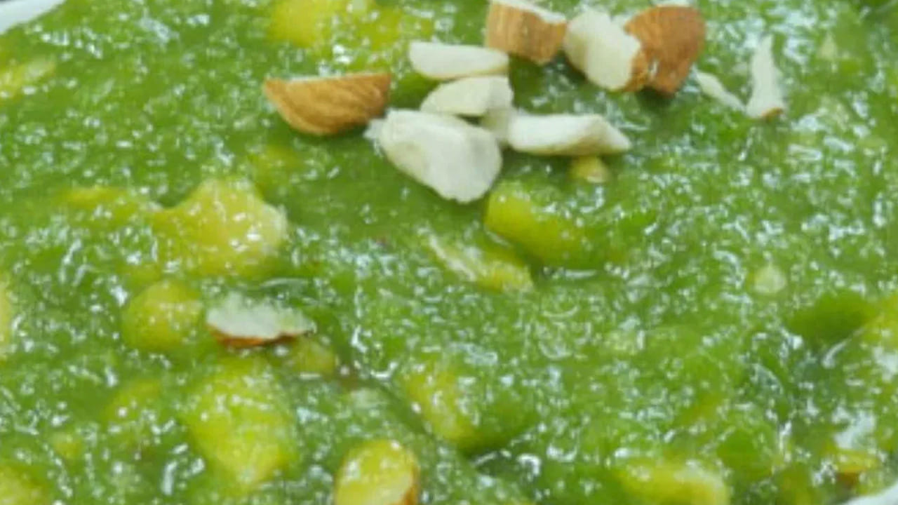 పచ్చి కూరగాయలతో హాల్వా చేసుకుని తింటే రుచిగా ఉండటమే కాకుండా ఆరోగ్యంగా కూడా ఉంటారు. అయితే, దీనిని సరైన కొలతలతో చేస్తే తినడానికి చాలా బావుంటుంది. మరి, ఇంకెందుకు లేట్ దీనికి కావాల్సిన పదార్ధాలు, తయారీ విధానం గురించి ఇక్కడ తెలుసుకుందాం.. 