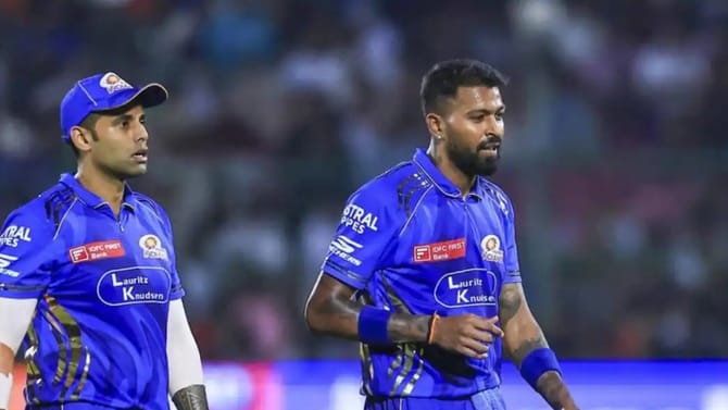 పాండ్య కోసం రంగంలోకి 5 జట్లు.. మెగా వేలంలో కోట్ల వర్షం ఫిక్స్