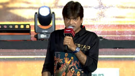 కష్టాల్లో ఉన్నప్పుడు ఆదుకున్నారు.. ఆయనే నా దేవుడు..