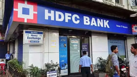 HDFC నుంచి ముగ్గురు ఉన్నతాధికారుల తొలగింపు!