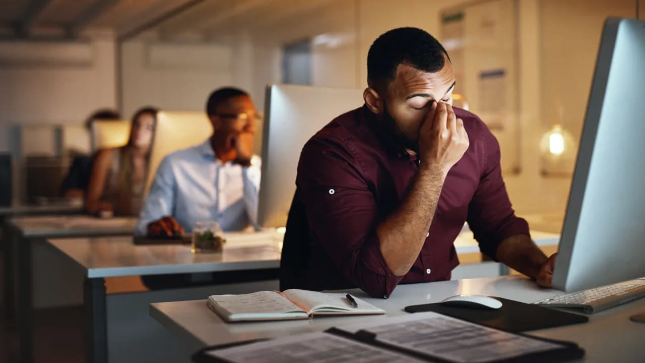 Prolonged Sitting Jobs: ఆయుష్షును మింగేస్తున్న కంప్యూటర్ బాస్.. సర్వరోగాలకు ఇదే కారణం!