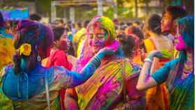 హోలీ రంగులు వదలట్లేదా?.. ఈ సింపుల్ చిట్కాతో ఈజీగా వదిలించుకోండి!