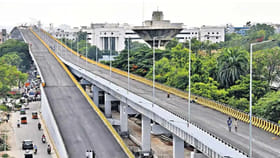 హైదరాబాద్‌లో స్టీల్ ఫ్లైఓవర్‌.. ఈ రూట్లో వెళ్లేవారికి ఊరట