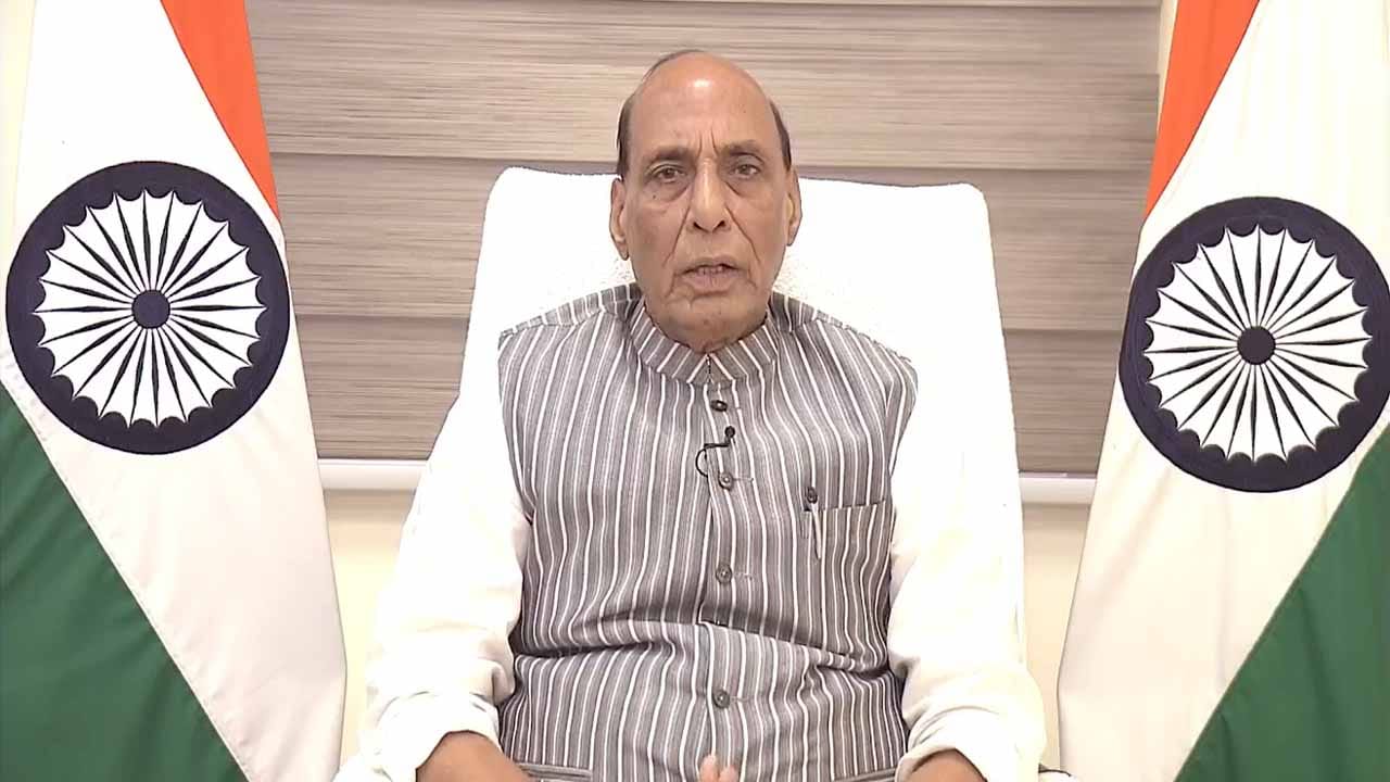 నేటి యుద్ధం సరిహద్దులను దాటింది..  దేశాన్ని రక్షించడానికి బలమైన సైన్యం అవసరంః రక్షణ మంత్రి