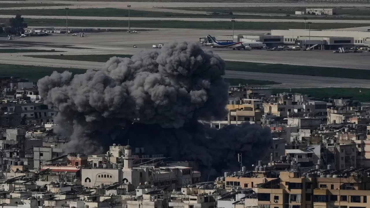 5వ రోజుకు యుద్దం.. ఇరాన్ వైమానిక దళ YAK-130 ఫైటర్ను కూల్చేసిన ఇజ్రాయెల్ F-35 విమానం