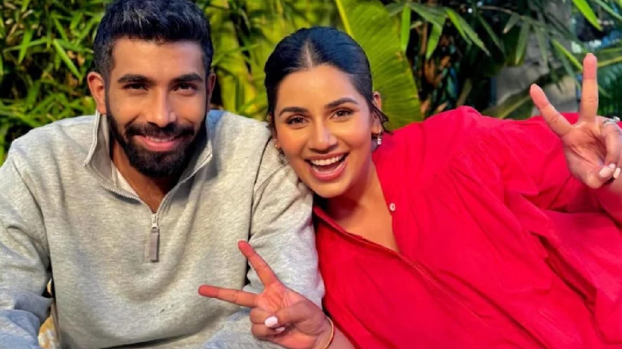 Jasprit Bumrah : పెళ్లి రోజున అభాసుపాలు.. భార్య దగ్గర దొరికిపోయిన బూమ్రా.. ఆటాడుకుంటున్న నెటిజన్లు