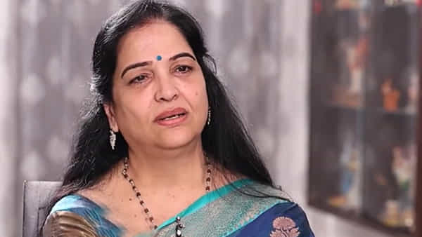Tollywood: ఆ స్టార్ నటుడు రాత్రి తలుపులు తియ్యమని బెదిరించాడు.. తీయలేదని..