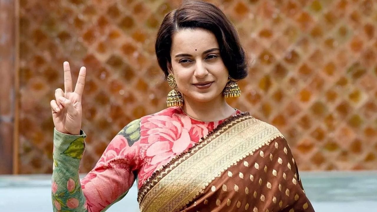 ఢిల్లీ ఫిల్మ్ ఫెస్టివల్లో కంగనా రనౌత్ ‘సౌత్ ఇండియన్’ మ్యాజిక్! పట్టు పావడలో మెరిసిన నటి