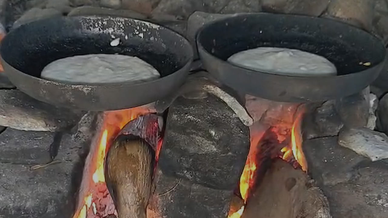 కోనసీమలో మూకుడు రొట్టెకు పెరిగిన డిమాండ్‌