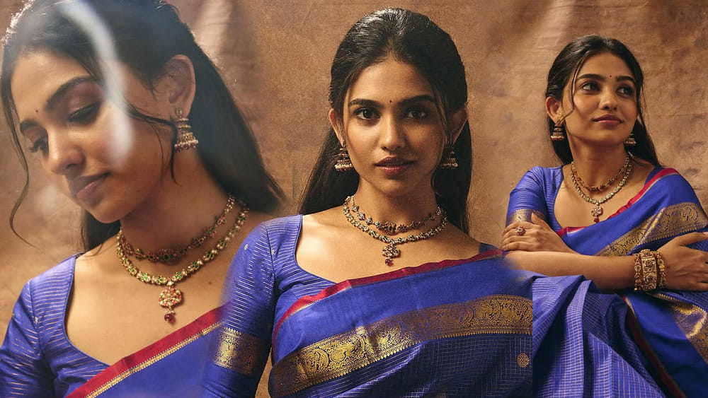 చీరలో అచ్చం చందమామే.. మమిత బైజు క్యూట్ ఫొటోస్