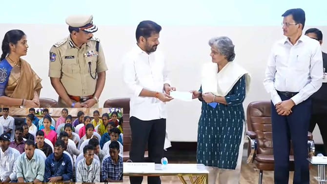 దేశ చరిత్రలోనే అతిపెద్ద మావోయిస్టుల లొంగుబాటు..!