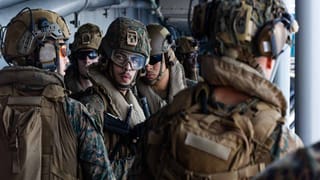 ఇస్లామాబాద్‌లో ఇరాన్-అమెరికా యుద్ధంపై చర్చలు.. మధ్యవర్తిత్వంలో ఎవరు పాల్గొంటున్నారు..?