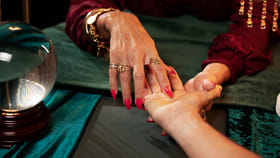 మీకు ఎన్ని పెళ్లిళ్లు అవుతాయి.. ఏ వయసులో అవుతాయి..?