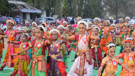 రికార్డ్ క్రియేట్.. చిన్నారుల నృత్య ప్రదర్శనకు ప్రతి ఒక్కరూ ఫిదా