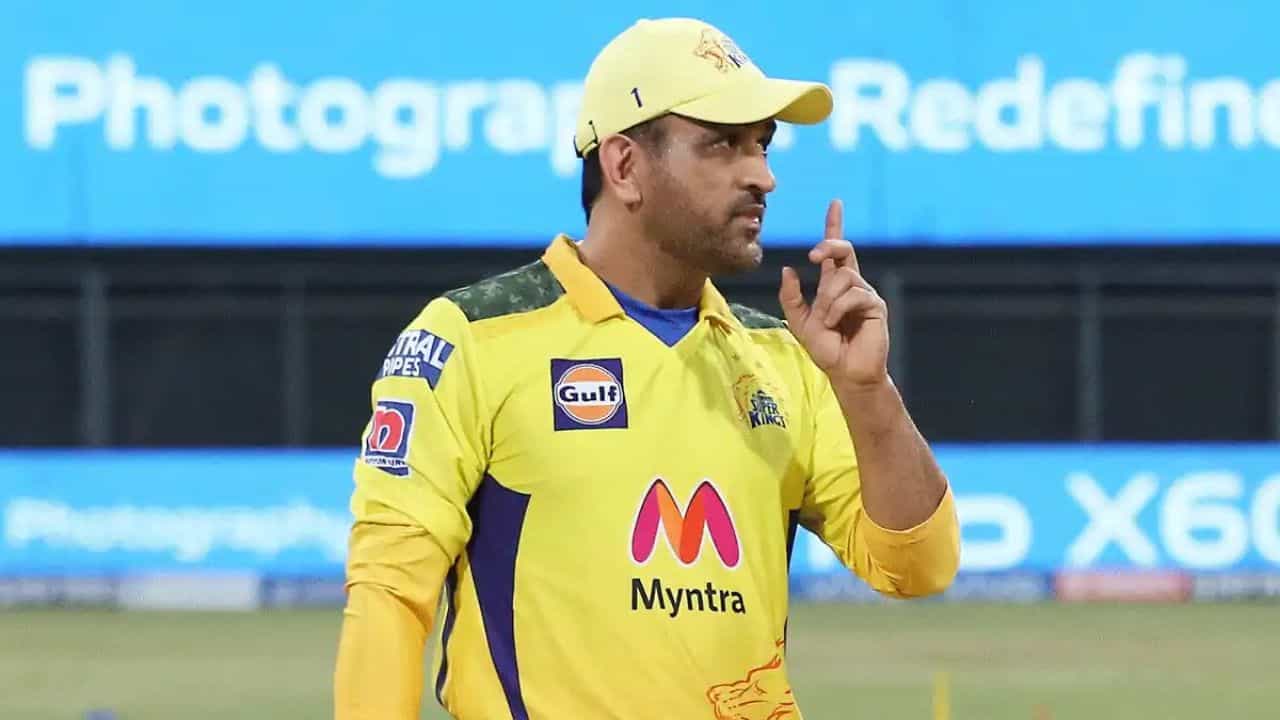 మీడియా నివేదికల ప్రకారం, ఏప్రిల్ 11, 2026న ఎంఏ చిదంబరం స్టేడియంలో ఢిల్లీ క్యాపిటల్స్తో జరగనున్న స్వదేశీ మ్యాచ్కు కూడా ధోనీ దూరమవుతాడు. అయితే, ఏప్రిల్ 14న కోల్కతా నైట్ రైడర్స్తో జరిగే తదుపరి మ్యాచ్లో అతను మైదానంలో ఉంటాడని సమాచారం. అయినప్పటికీ, దీనిపై సీఎస్కే యాజమాన్యం ఇంకా ఎలాంటి ప్రకటన చేయలేదు.