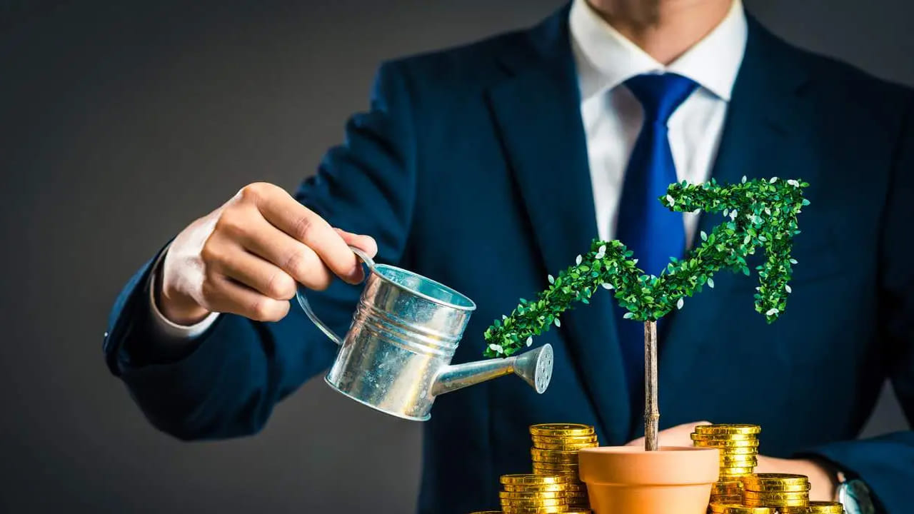 ఇక గిఫ్ట్ కార్డుల ద్వారా చేసే పెట్టుబడులకు ప్రతీ ఆర్ధిక సంవత్సరంలో రూ.50 వేల పరిమితి అమల్లో ఉంటుంది. ఆ పరిమితి దాటితే లావాదేవీని  రద్దు చేస్తారు. ప్రతీ ఆర్ధిక సంవత్సరంలో గిఫ్ట్ ద్వారా చేసిన లావాదేవీలను పర్యవేక్షిస్తారు. ప్రతీ పెట్టుబడిదారుడు గిఫ్ట్ పీపీఐలు, ఈ వ్యాలెట్లు, నగదు ద్వారా ఎంత పెట్టుబడి పెట్టారనేది ట్రాక్ చేస్తారు.
