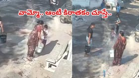 హోలీ వేళ దారుణం..రంగులు పూసేందుకు వచ్చిన మనవడిపై అమ్మమ్మ కిరాతకం