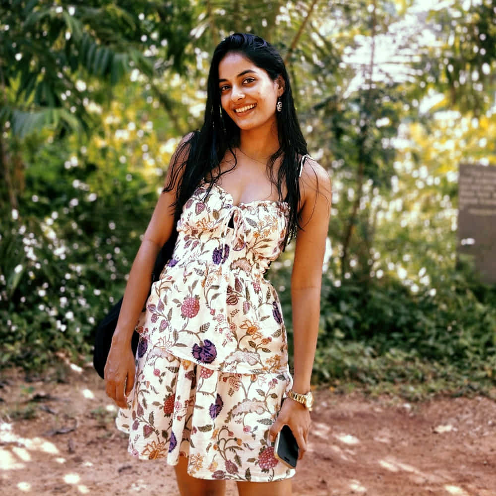 ఈ ఊహించని సంఘటనతో నిమిషా నాయర్‌ భయపడి వెళ్ళిపోకుండా, నిమిషా ఆ వ్యక్తిని అక్కడికక్కడే నిలదీసింది. కారులో ఉండే నిమిషా తన ఫోన్‌తో ఆ వ్యక్తి చేస్తున్న పనిని వీడియో తీసింది. ఆ వీడియోలో సదరు వ్యక్తి తన తప్పును దాచుకునే ప్రయత్నం చేస్తూ, తిరిగి ఆమెతోనే వాదనకు దిగడం కనిపించింది.