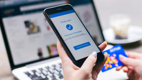 ఆన్‌లైన్‌లో పేమెంట్స్ చేస్తున్నారా.. కొత్త రూల్స్ వచ్చేస్తున్నాయి