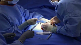 Tamil Nadu: ఎన్నికల వేళ ఊహించని ఘటన.. ముఖ్యమంత్రి కారులో ఫ్లయింగ్ స్క్వాడ్‌ తనిఖీలు!