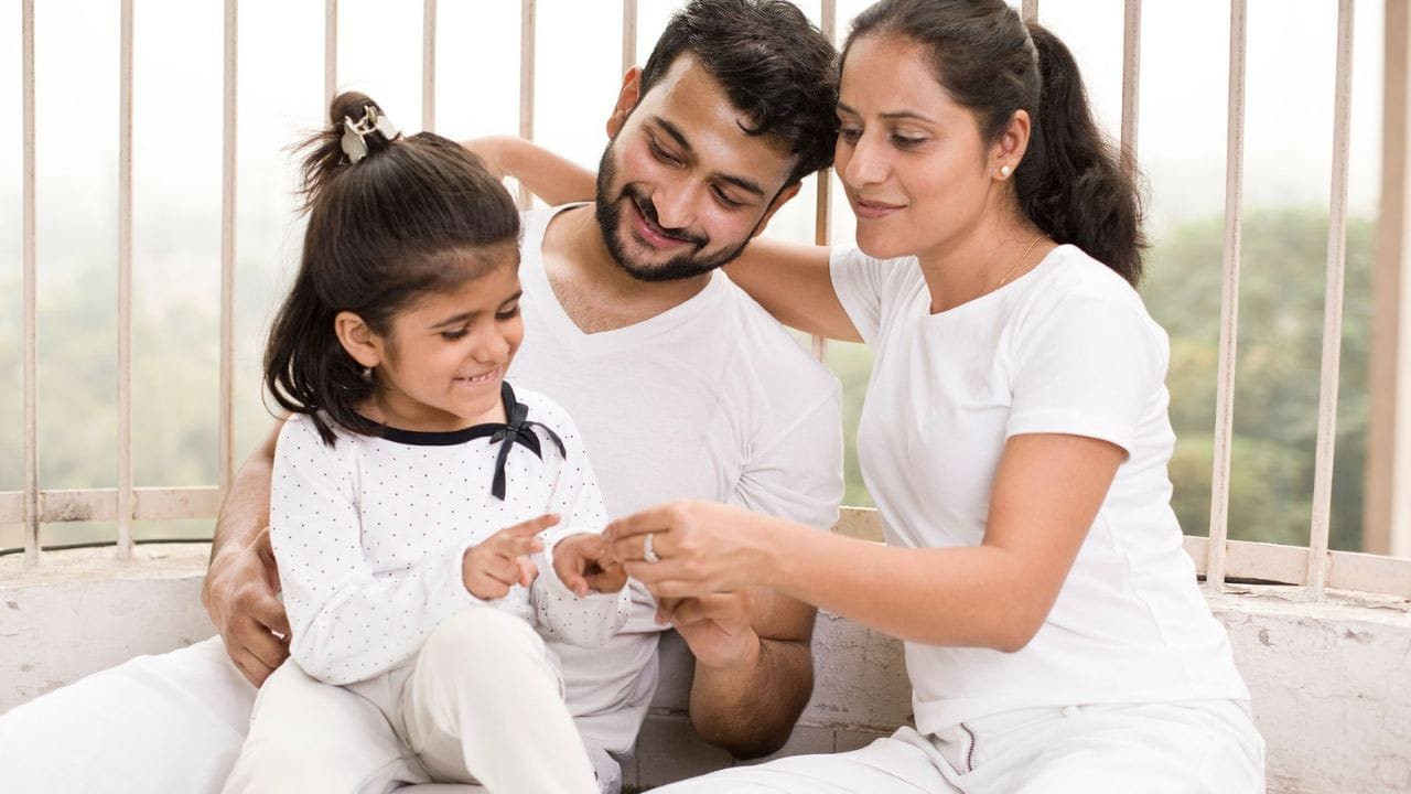 Parenting Tips: పిల్లలు తప్పుదారి పడుతున్నారా? ఈ 4 మార్పులతో మొండి పిల్లలైనా దారిలోకి వస్తారు