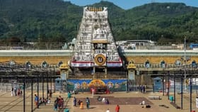 పాలకవర్గం వర్సెస్ ప్రతిపక్షం..భగవద్గీత పుస్తకాలపై బిగ్ ఫైట్!