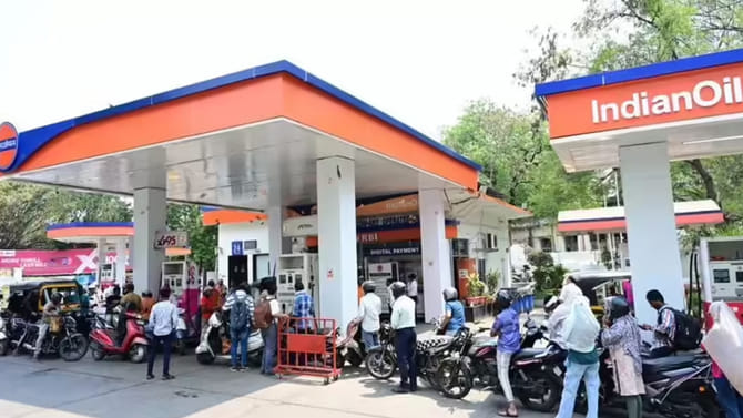 పెట్రోల్, డీజిల్ నిల్వలపై కేంద్ర ప్రభుత్వం కీలక ప్రకటన