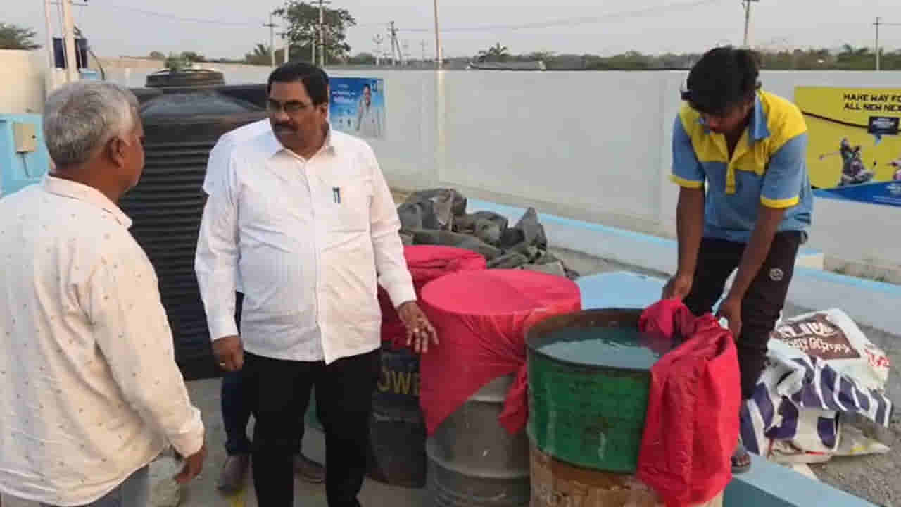 అరేయ్ అది పెట్రోల్ రా.. కక్కుర్తితో బంకు ఓనర్ ఏం చేశాడంటే..